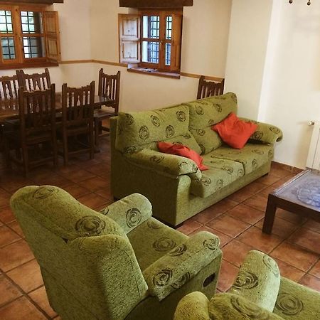 Cortijo De Abajo Villa ปวยบลา เด ดอนฟาดริเก ภายนอก รูปภาพ